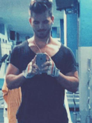 Cris' profile picture